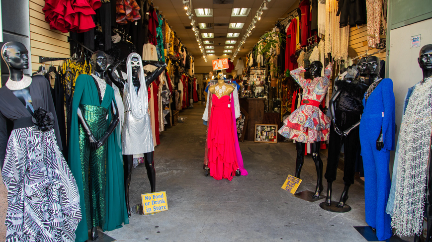Best 15 Stores in LA Fashion District in 2024