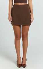 Hyde Skort - Line Skort in Chocolate