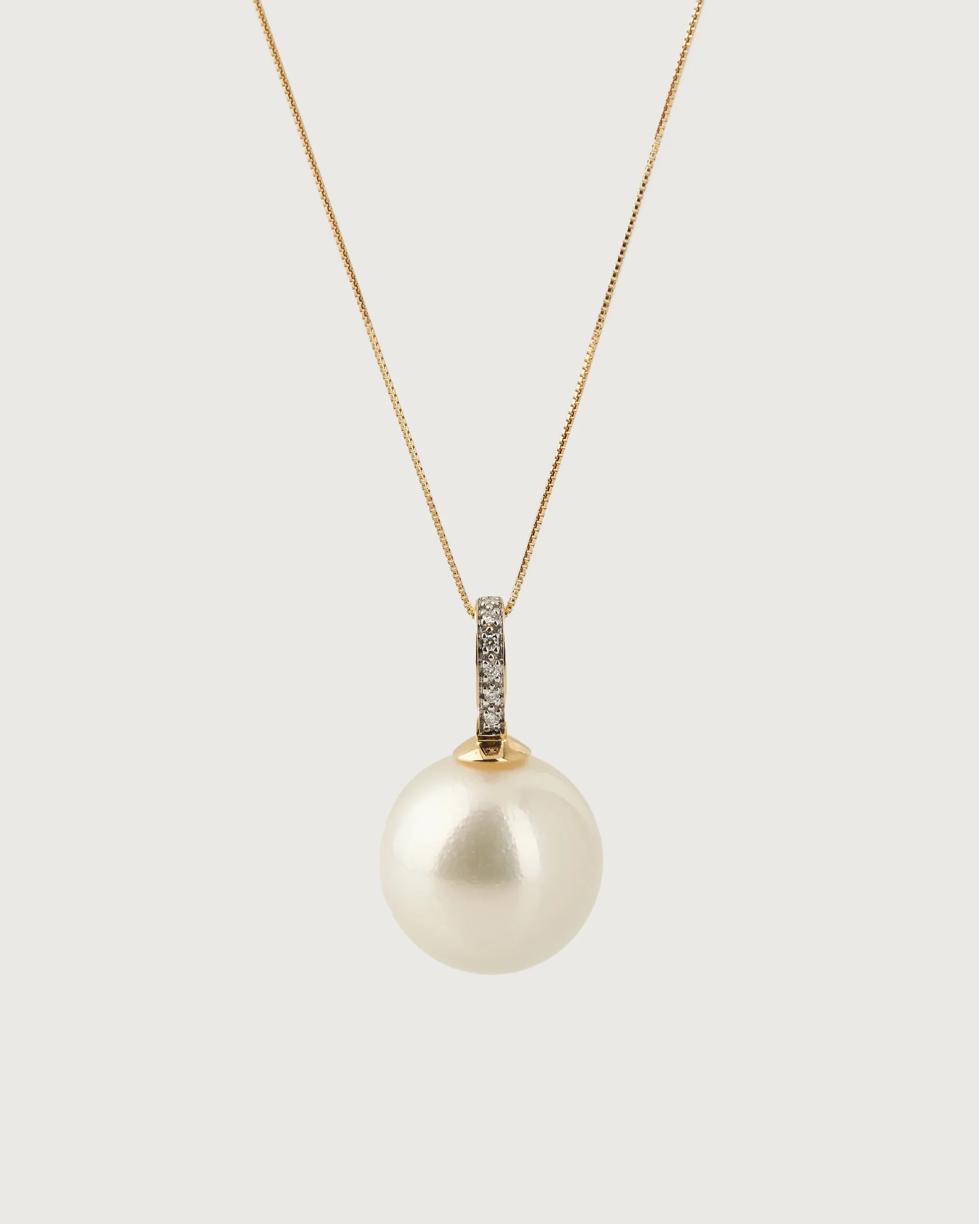Tsukishiro Diamond White South Sea Pearl Pendant