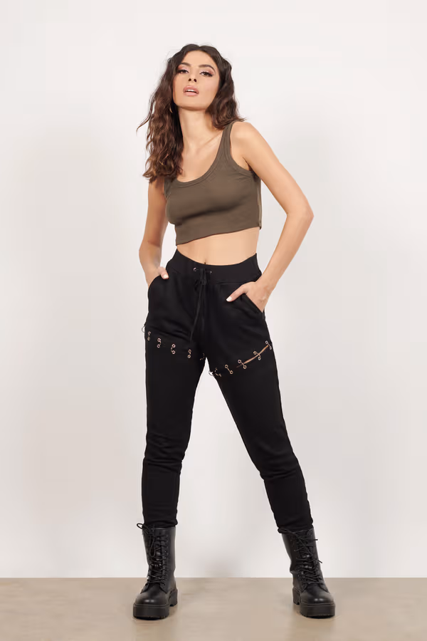 Ring Me Around Jogger Pants - Red