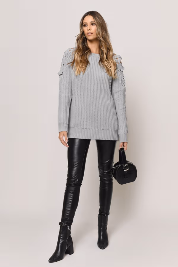 Vana Cold Shoulder Sweater - Blush