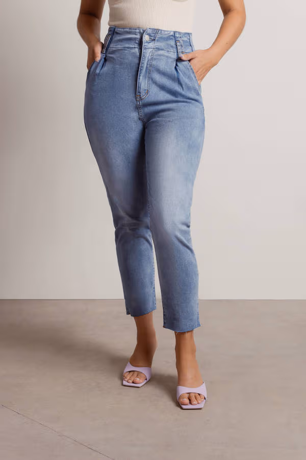 Cheviot Hills Tapered Jeans - Light Wash