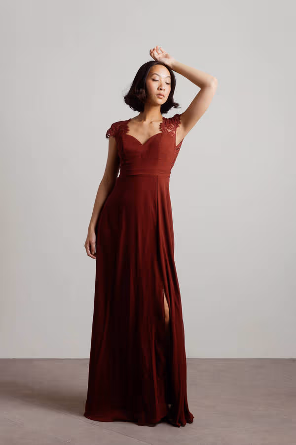 Shellie Sweetheart Open Back Maxi Dress - Burgundy