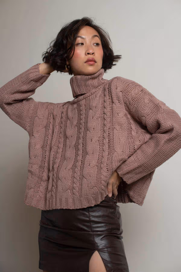 So Breezy Turtleneck Sweater - Ivory