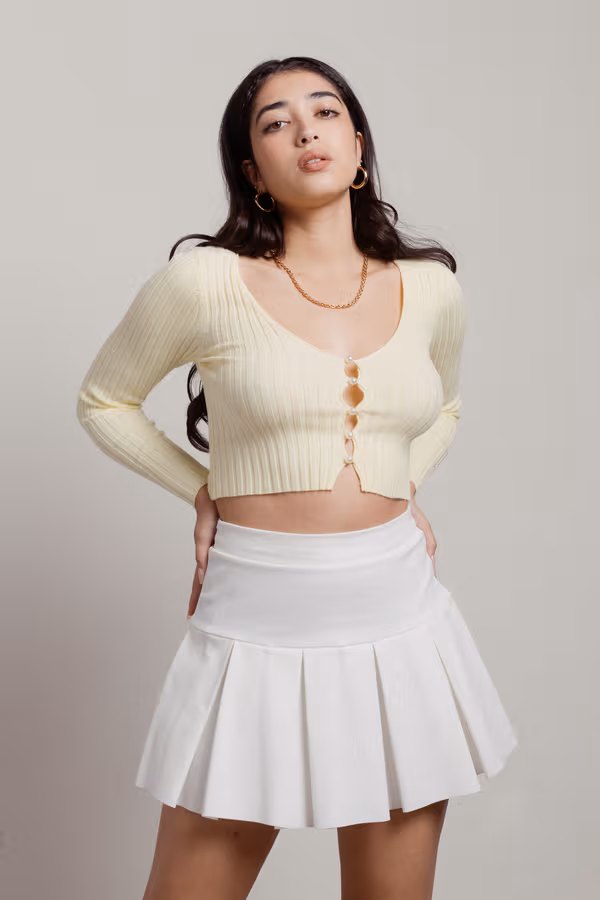 You Should Know Pearl Button Cardigan - Yellow