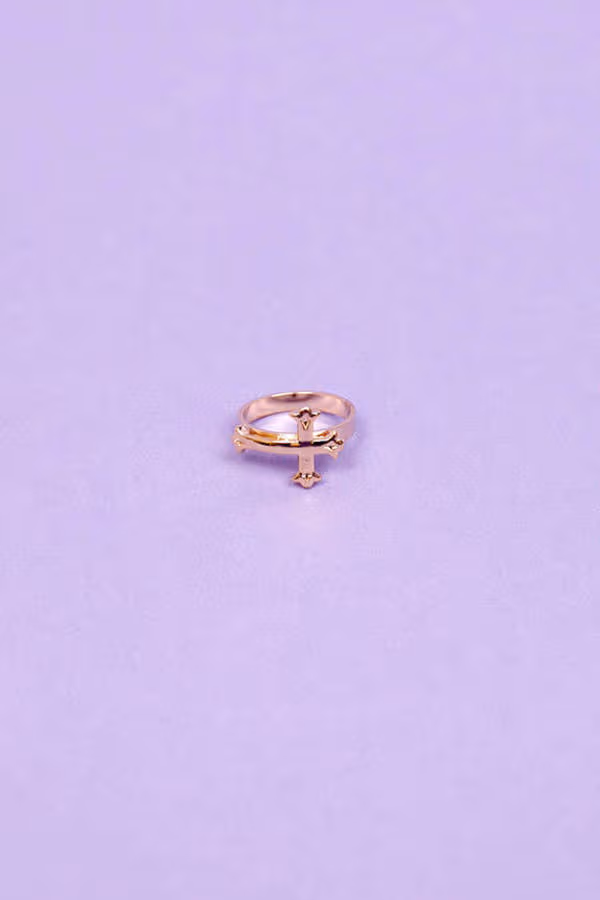 Victorian Cross Ring - Gold