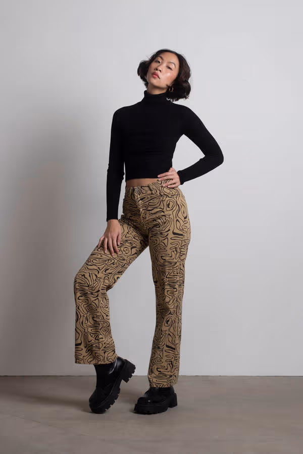 Stick Around Turtleneck Sweater - Black