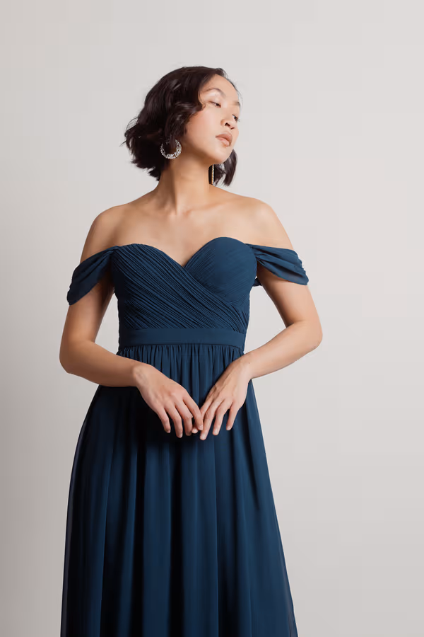 Adrienne Off The Shoulder Sweetheart Maxi Dress - Wine