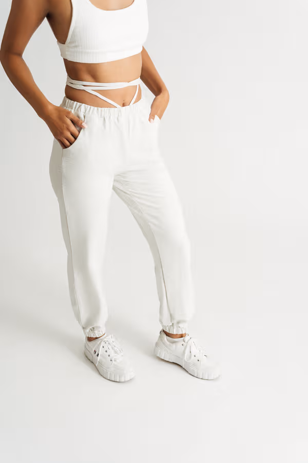 Going Nowhere Waist Tie Sweatpants - Black