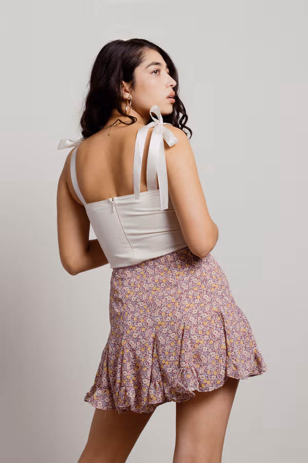 Look This Way Floral Mini Skirt - Red