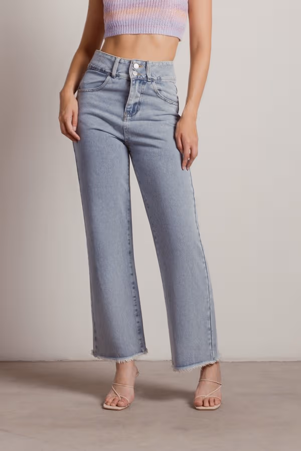 Faircrest Straight Leg Jeans - Light Wash