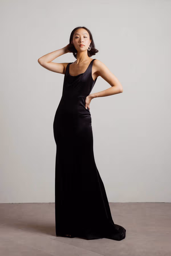 Kierra Backless Mermaid Maxi Dress - Black