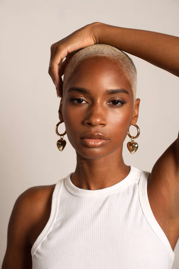 Te Amo Heart Charm Earrings - Gold