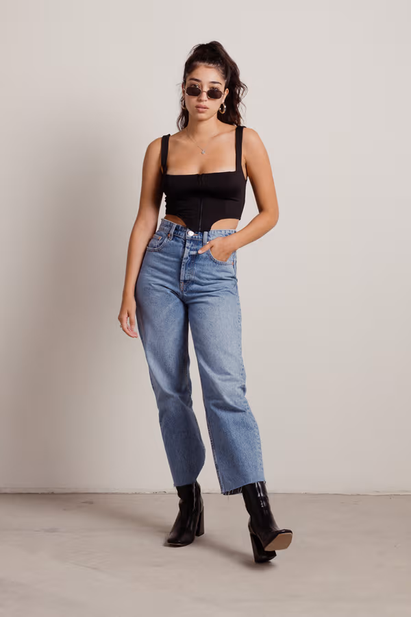 Out Of The Way Crop Top - Black