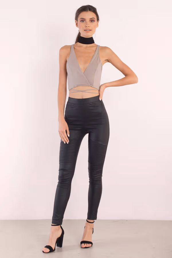 Jennifer Crop Top - Mocha