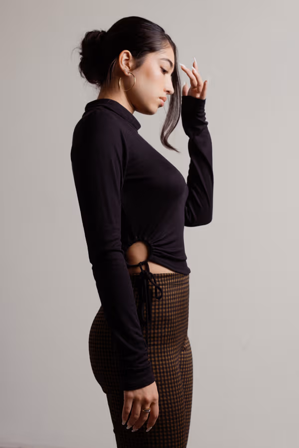 Make Sense Crop Top - Black