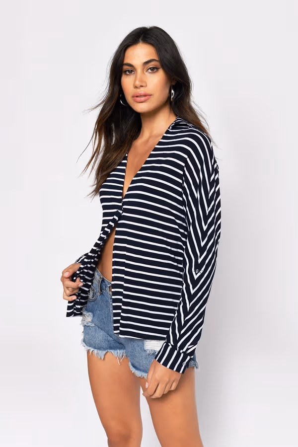Working Gal Center Slit Blouse - Navy and White