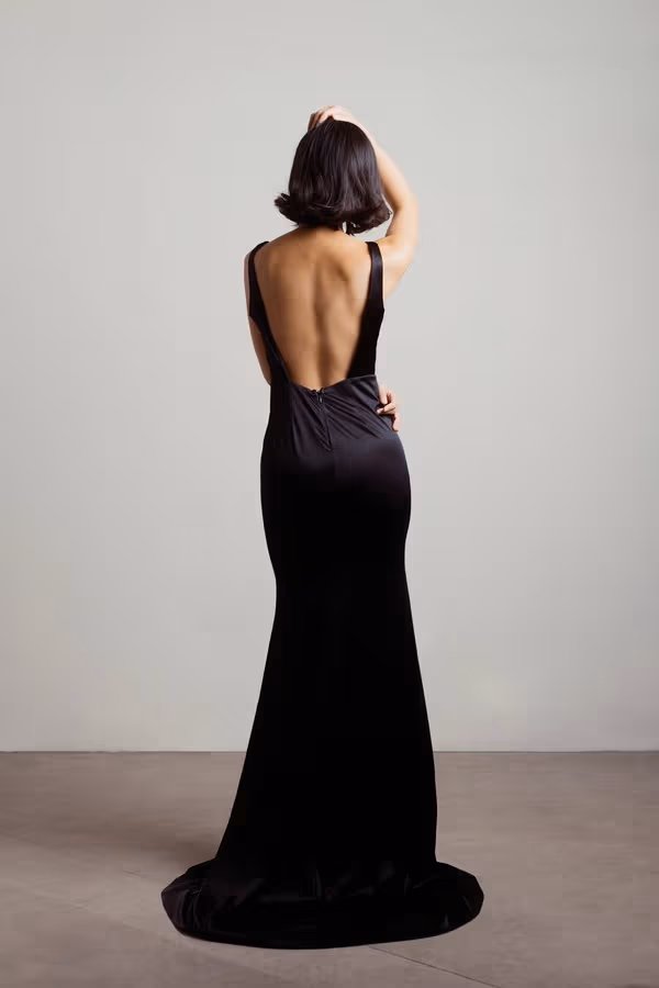Kierra Backless Mermaid Maxi Dress - Black