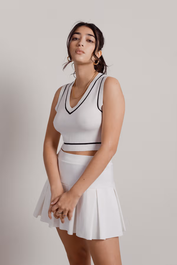 Preppy Look Tank Sweater Vest - White