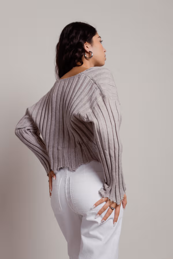 Lily Distressed Sweater - Grey