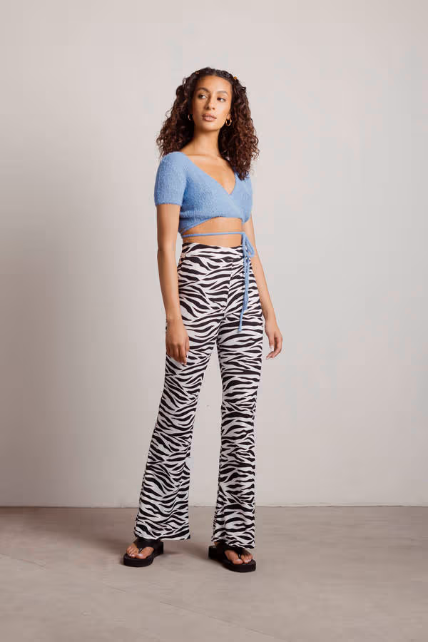 Center Stage Crop Top - Blue