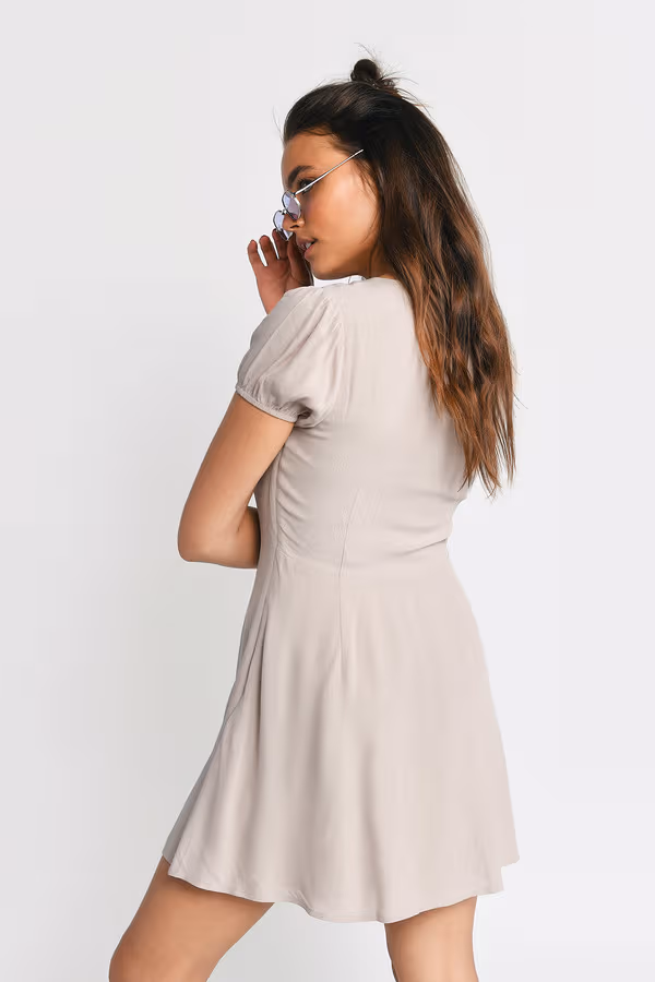 Jaycie Puff Sleeve Skater Mini Dress - Wine